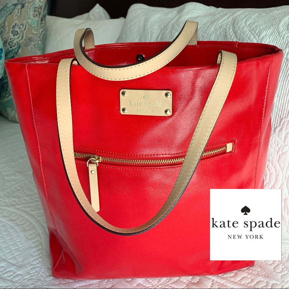 ♠️ Kate Soade Candy 🍎 Apple Vinyl Coated Tote